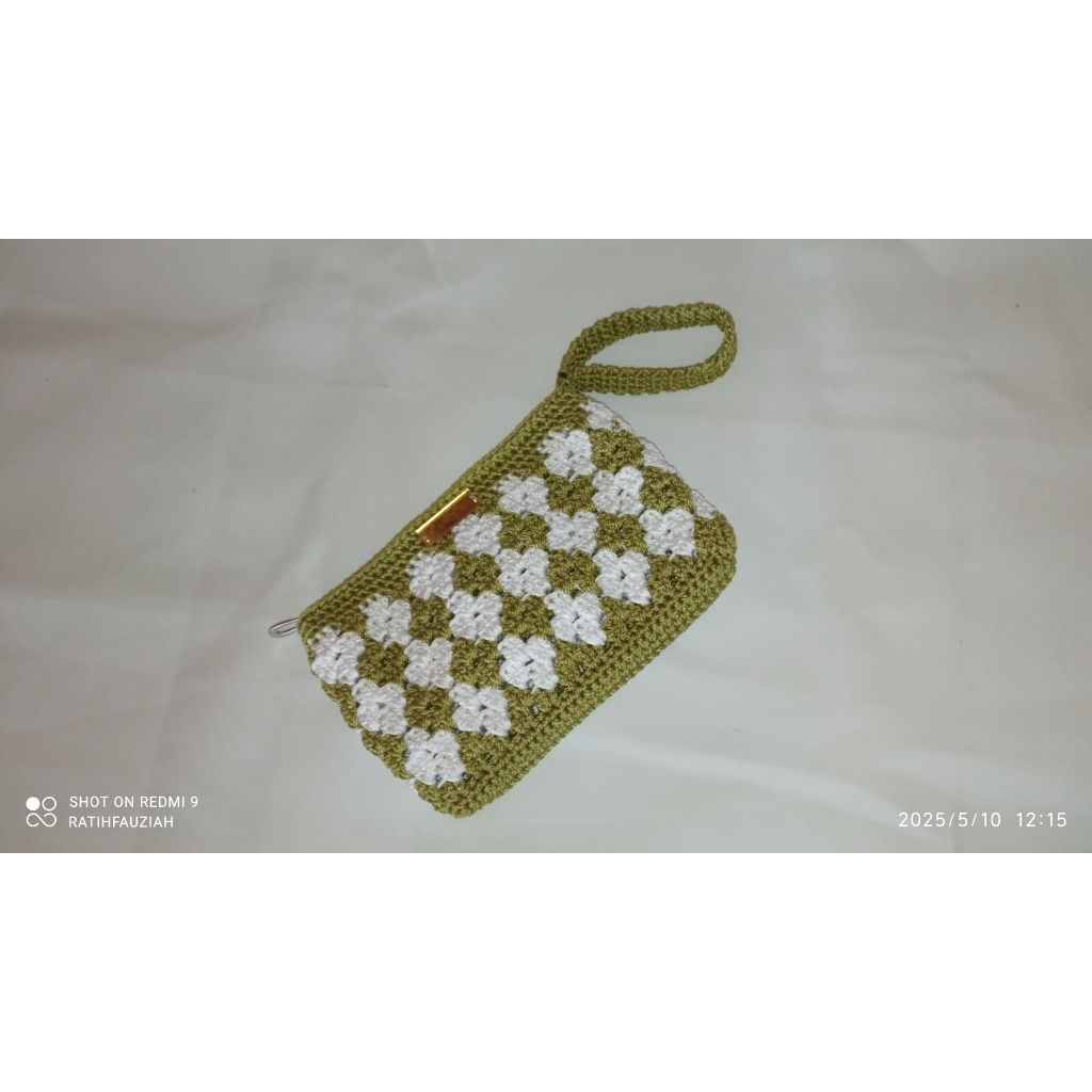dompet rajut motif bunga dompet hp rajut premium