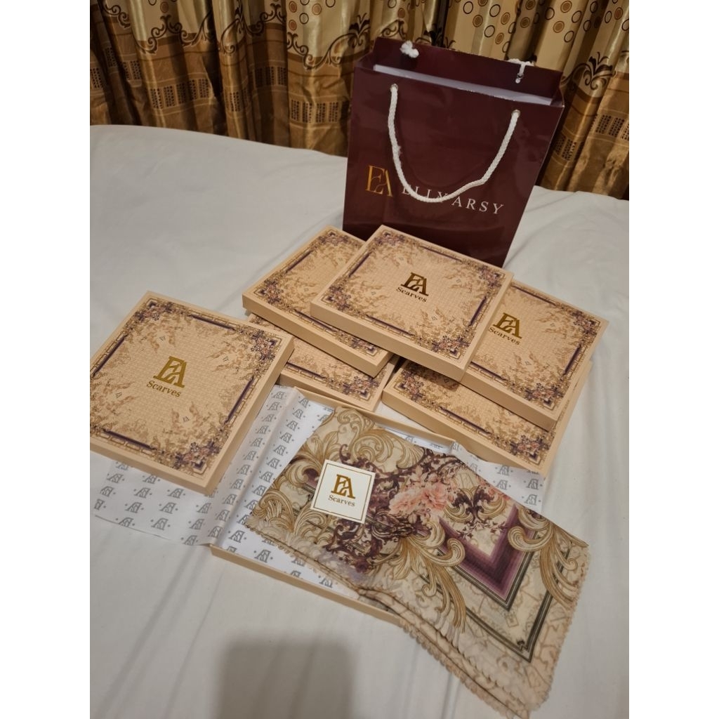 [NEW] Ellyarsy Scarf Voal Premium Luxury Series - Jilbab Motif Mewah Hampers Gift Box