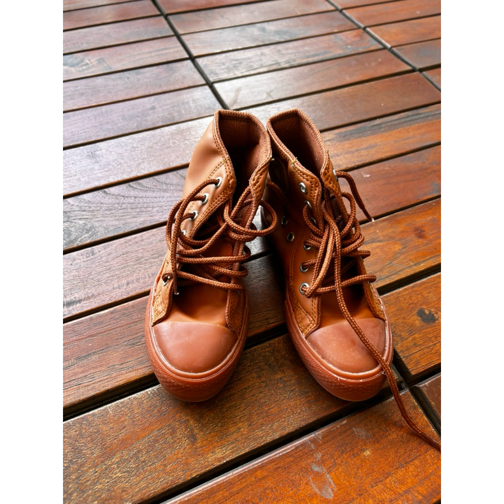 Converse leather anak (preloved)