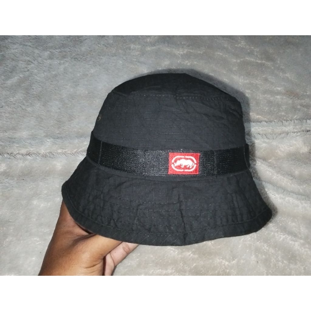 Topi Bucket ECKO UNLTD size 57-58cm Second