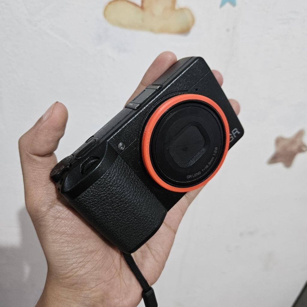 kamera ricoh gr iii