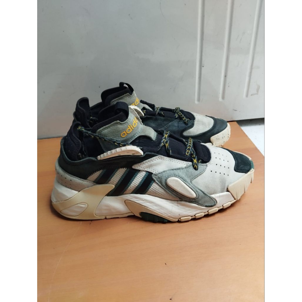 SEPATU BASKET SNEAKERS CASUAL ADIDAS STREETBALL SIZE 41,5 BEKAS PRELOVED