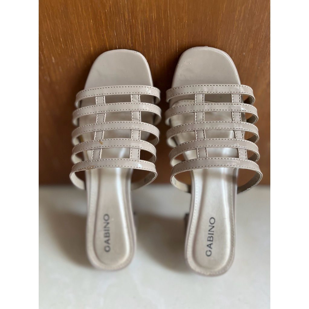 Preloved Sandal Heels Elizabeth