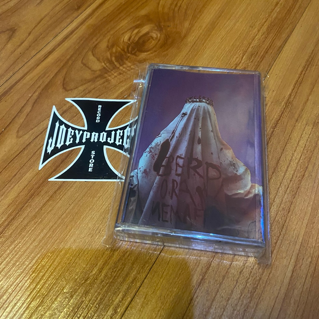 kaset feast - beberapa orang memaafkan