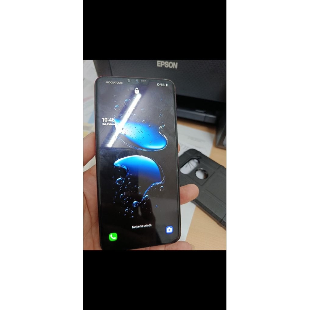 LG V40