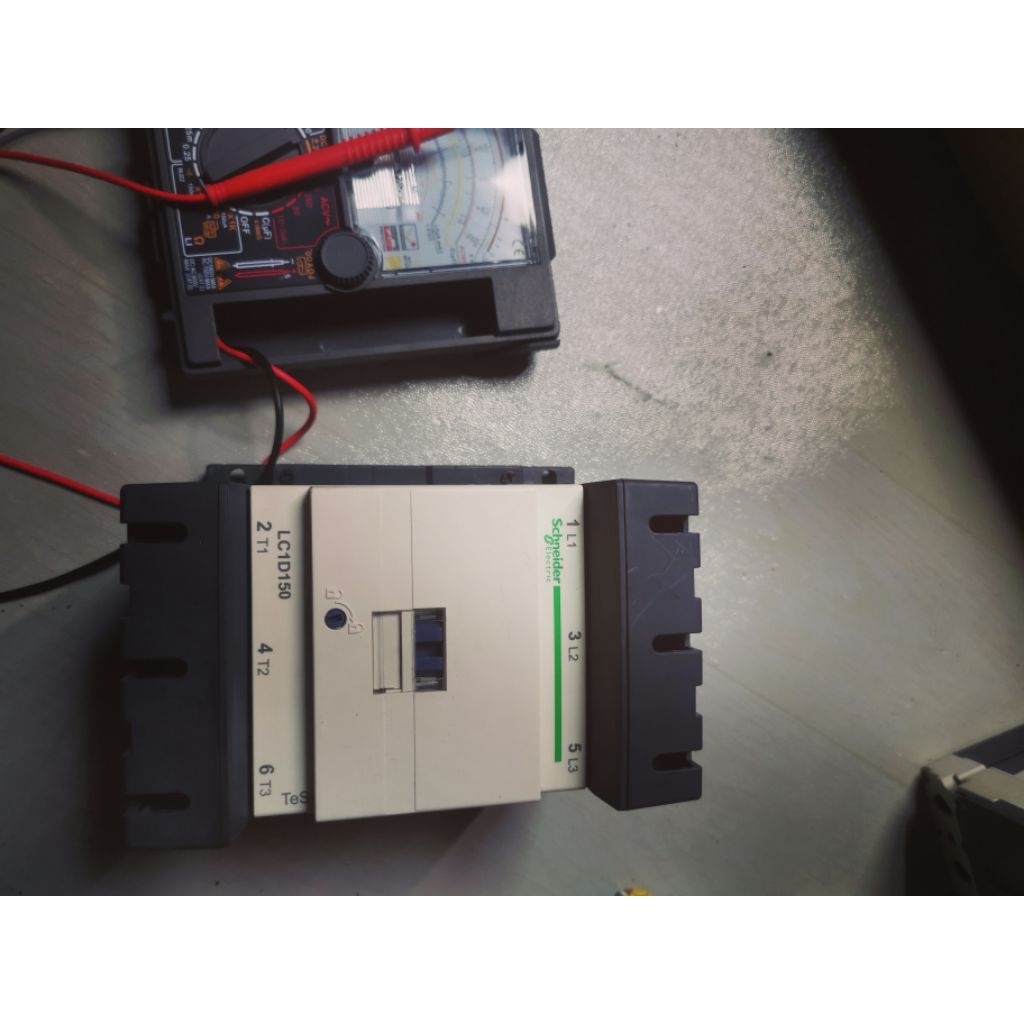 kontaktor Schneider LC1D150 250A