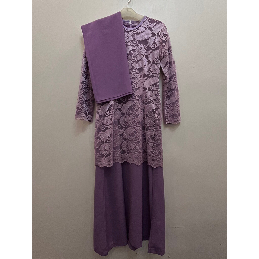 Prelove kebaya brokat warna lilac Free hijab pasmina