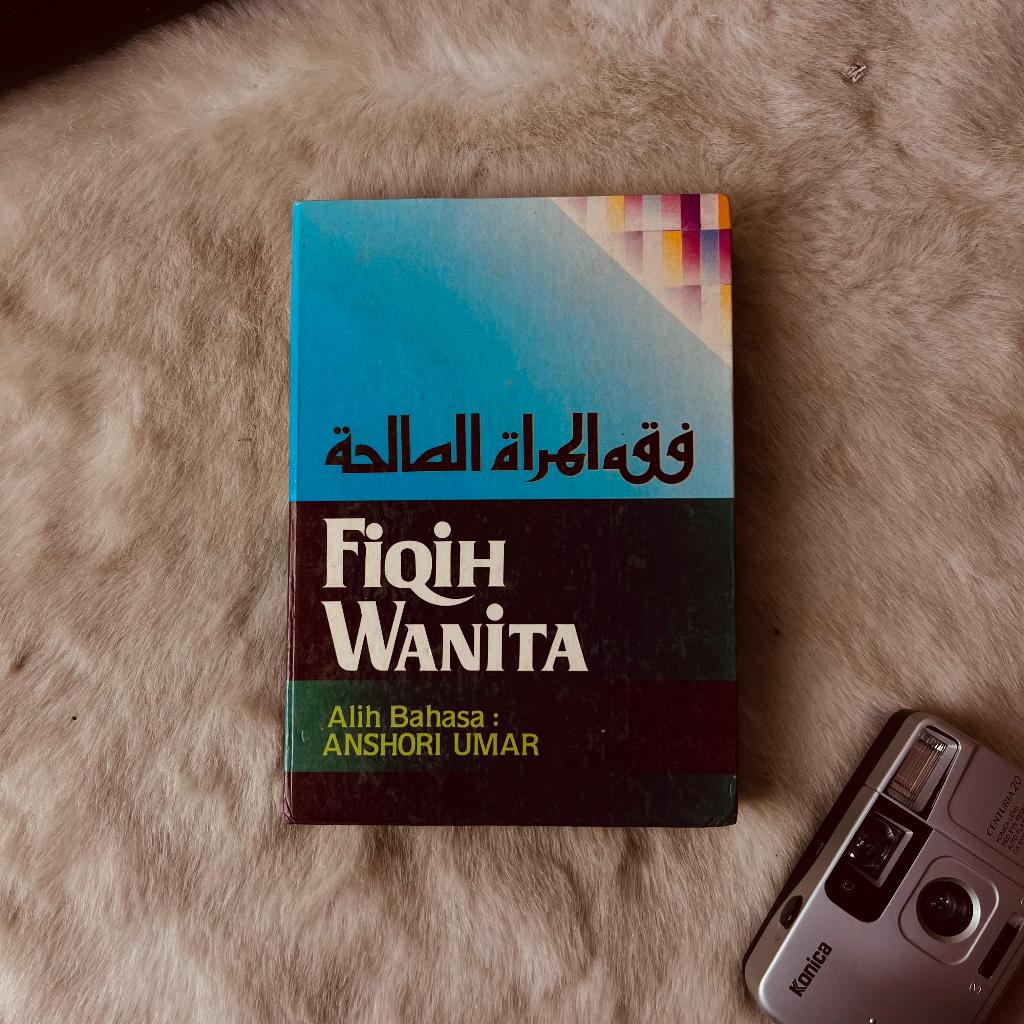 Buku Fiqih Wanita Alih Bahasa Anshori Umar Hard Cover