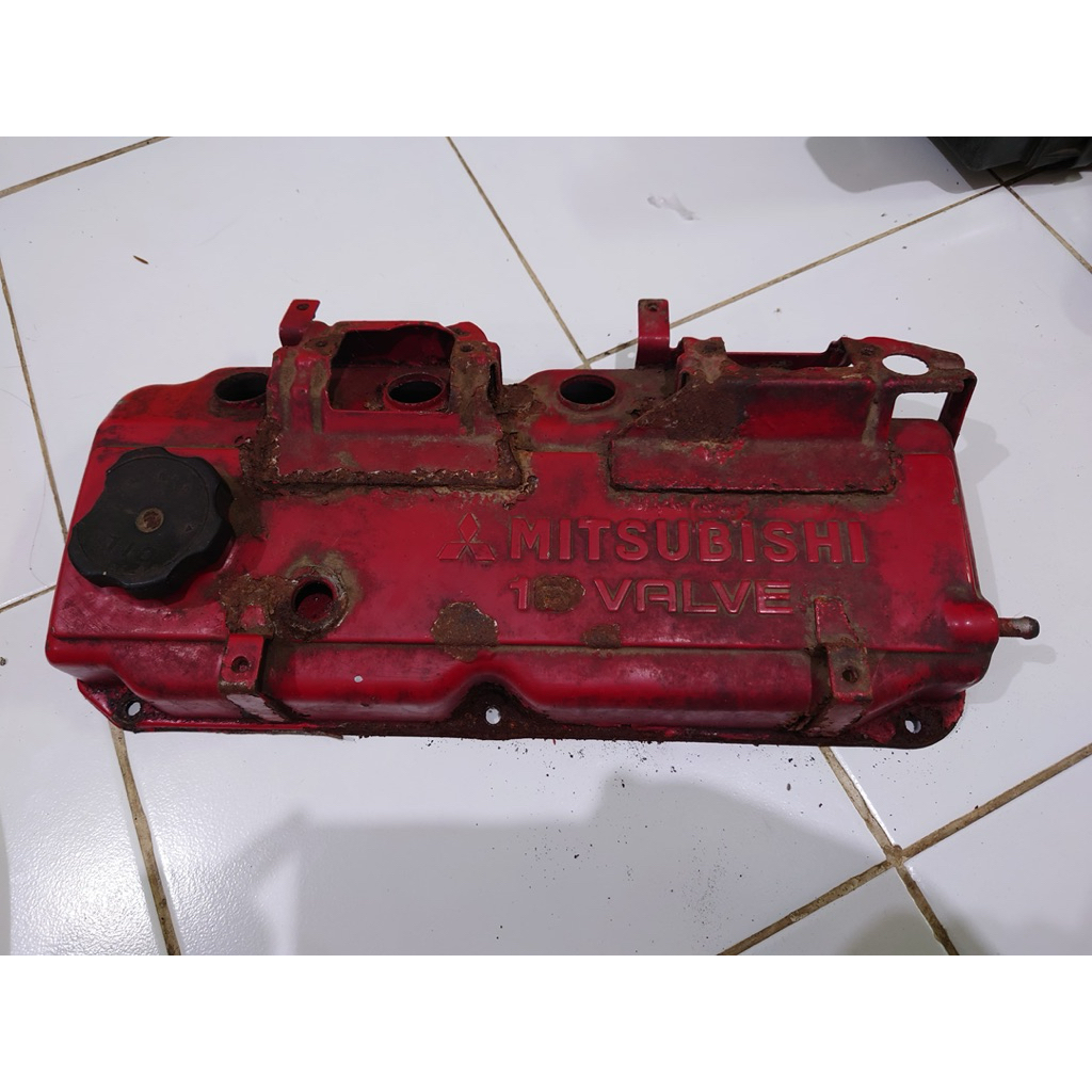 COVER HEAD Valve Lancer CK4