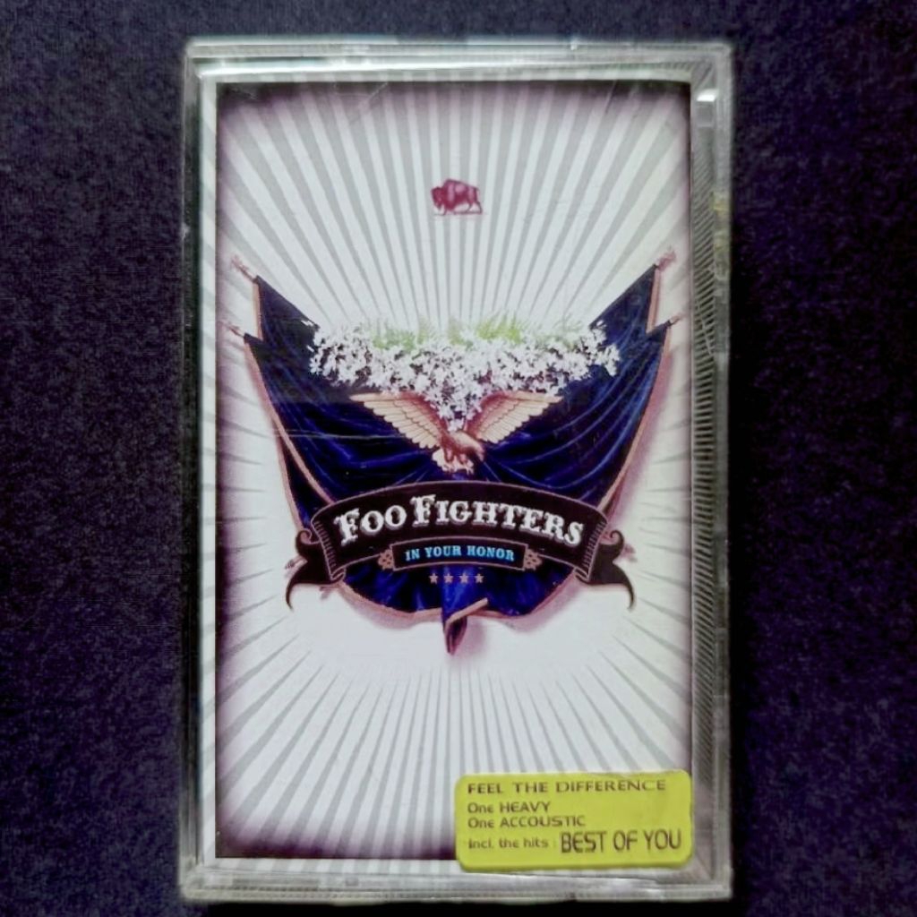 Kaset Foo Fighters - In Your Honor