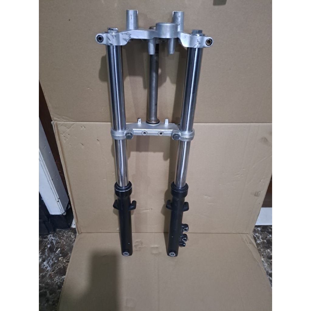 Shock depan thunder 250 minerva 250 cakram kiri pnp honda original copotan