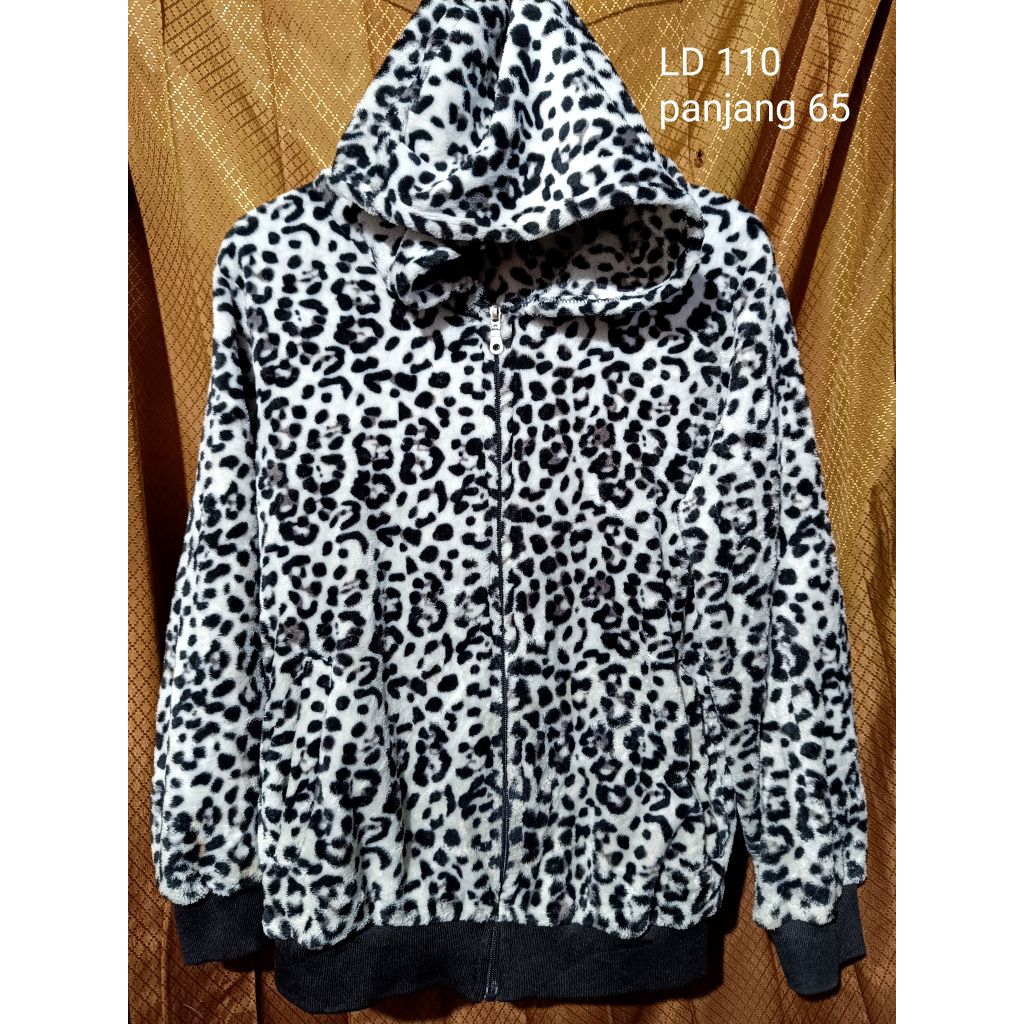 jaket bulu motif leopard jaket bulu putih jaket winter bulu putih jaket bulu sherpa hoodie zipper bu