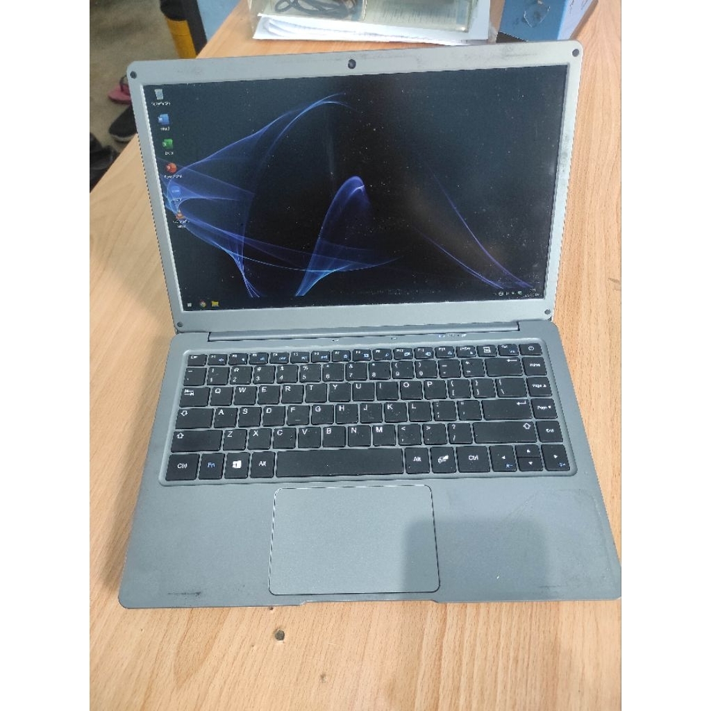 jumpertech ezbook celeron 4/128