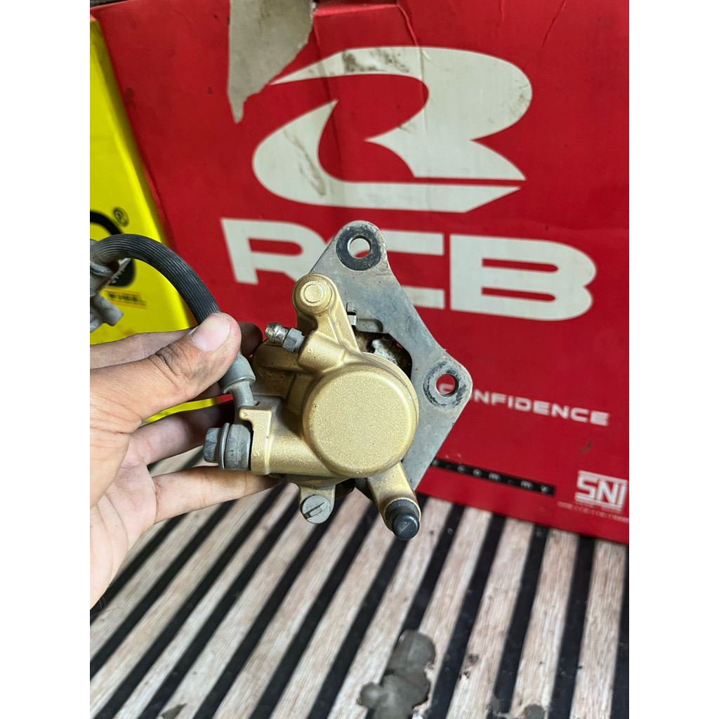 kaliper depan mx king bekas copotan ori