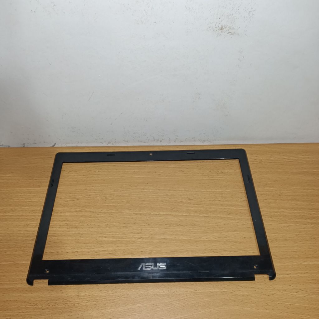 Kesing Frame LCD Laptop Asus K43U X43U K43B K43T
