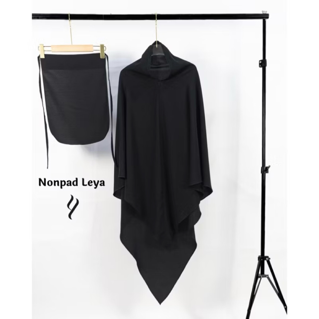 preloved NWT yarka khimar nonpad leya jetblack