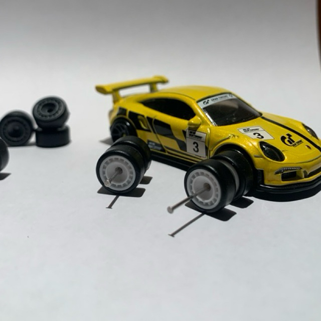 Hot Wheels Real Riders Mattel AeroDisc White 10 10 Long Extra Long Ferrari F40 Porsche GT3 RS Premiu