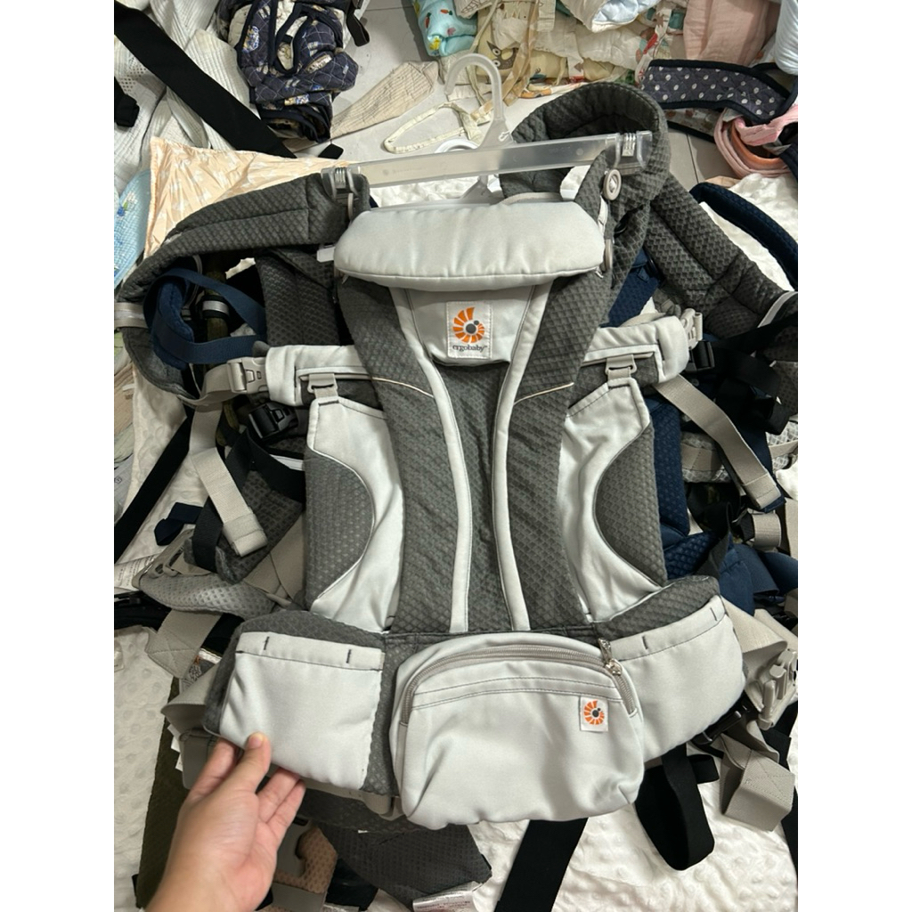 ergobaby omni breeze rare