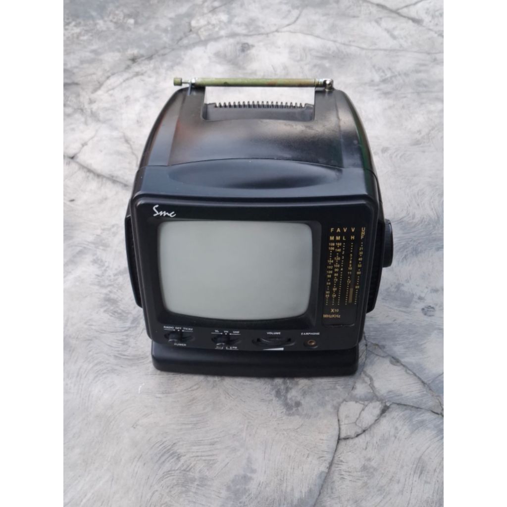 Tv Mini Jadul Hitam Putih