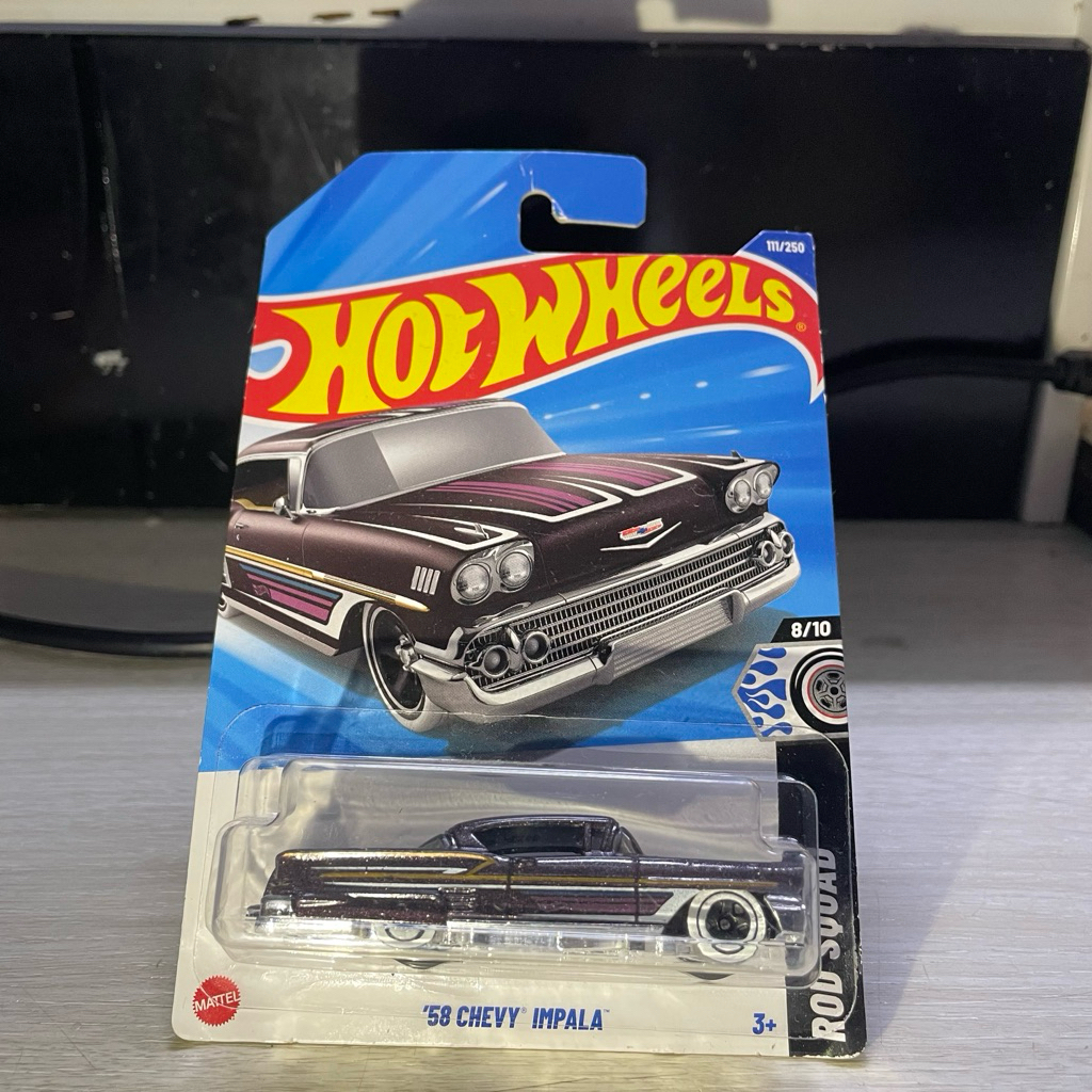 Hot wheels chevy impala diecast mobil mainan