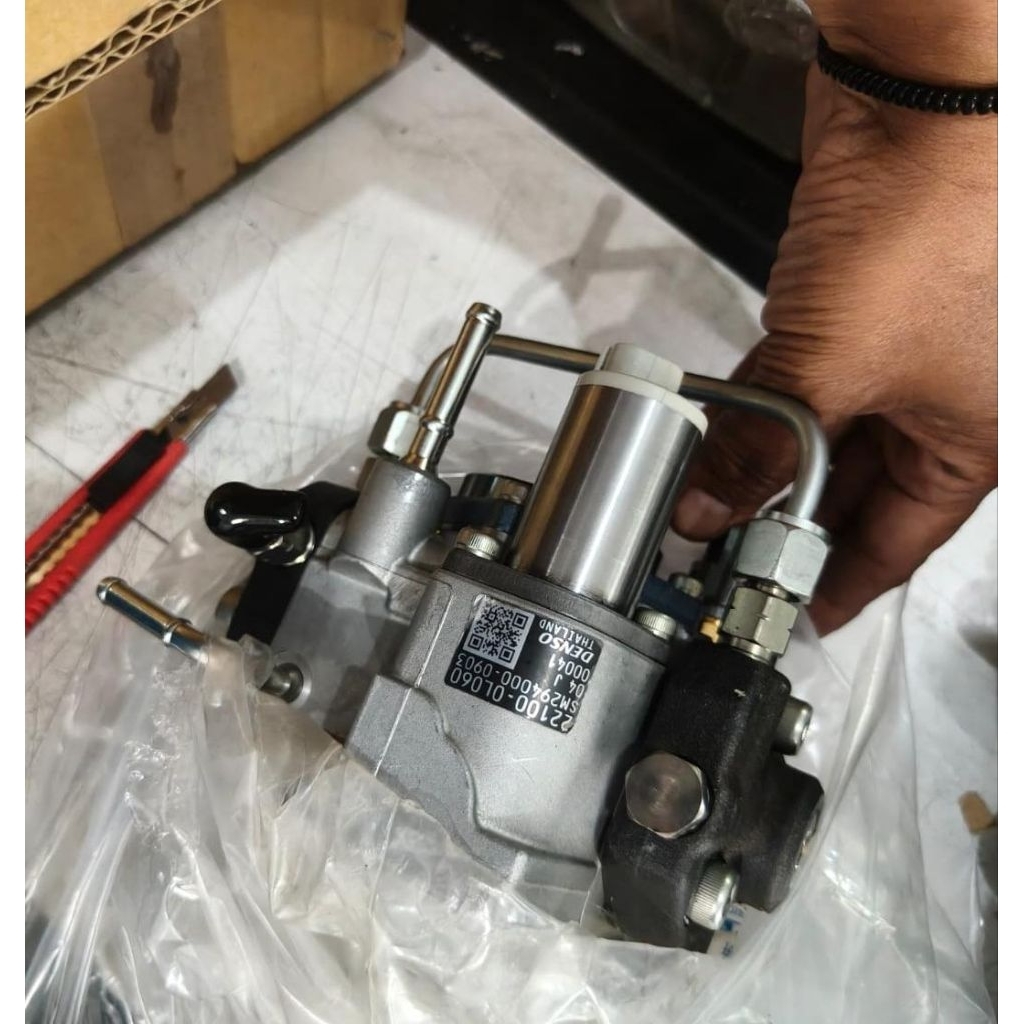 supply pump 2kd innova fortuner hilux hiace commuter
