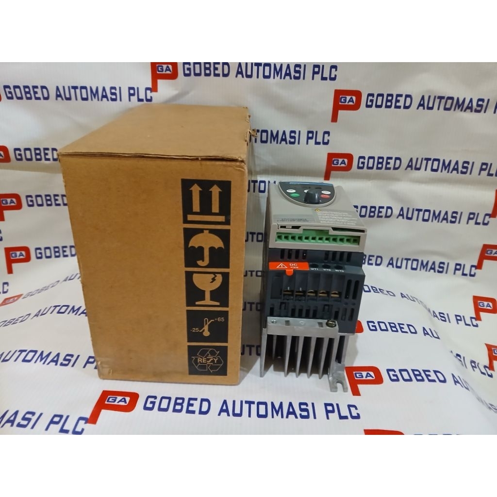 INVERTER SCHNEIDER TELEMECANIQUE 0.75KW