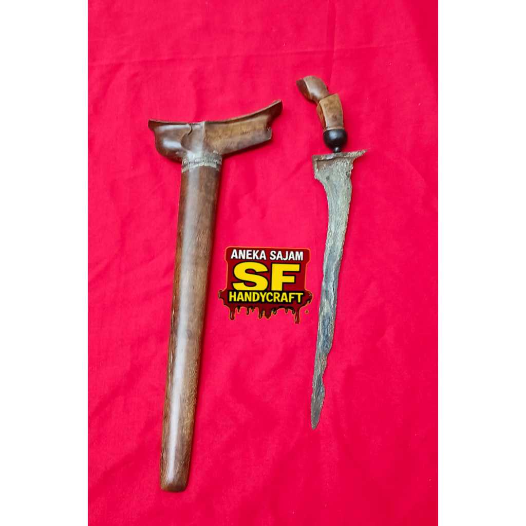 Keris Sepuh Bilah Pamor.