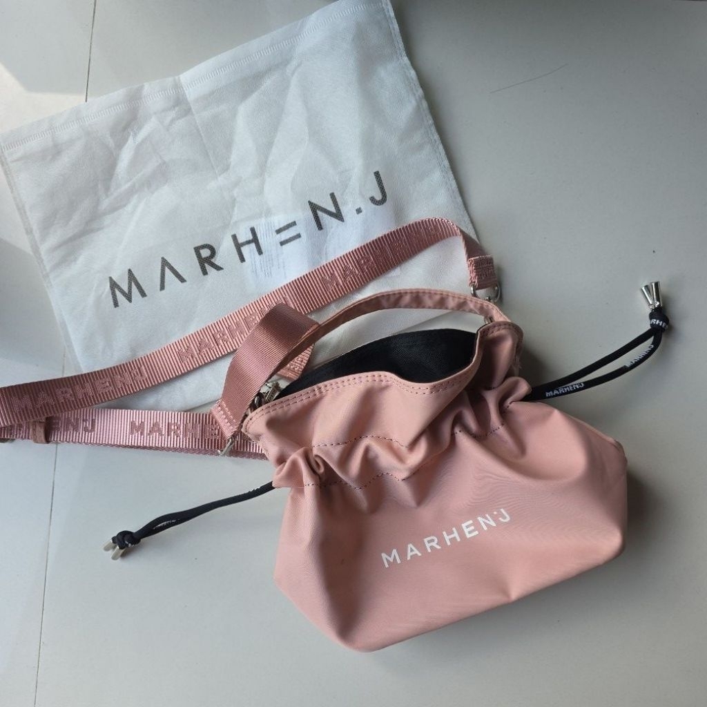 Tas wanita sling bag / selempang MARHEN J pink Nylon crossbody preloved
