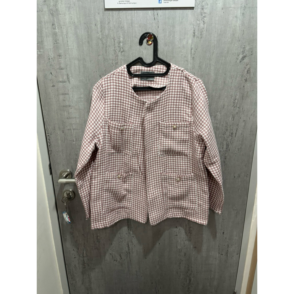 THIS IS APRIL X JESSICA MILA HIJAB FRIENDLY PINK TWEED OUTER BLAZER TOP