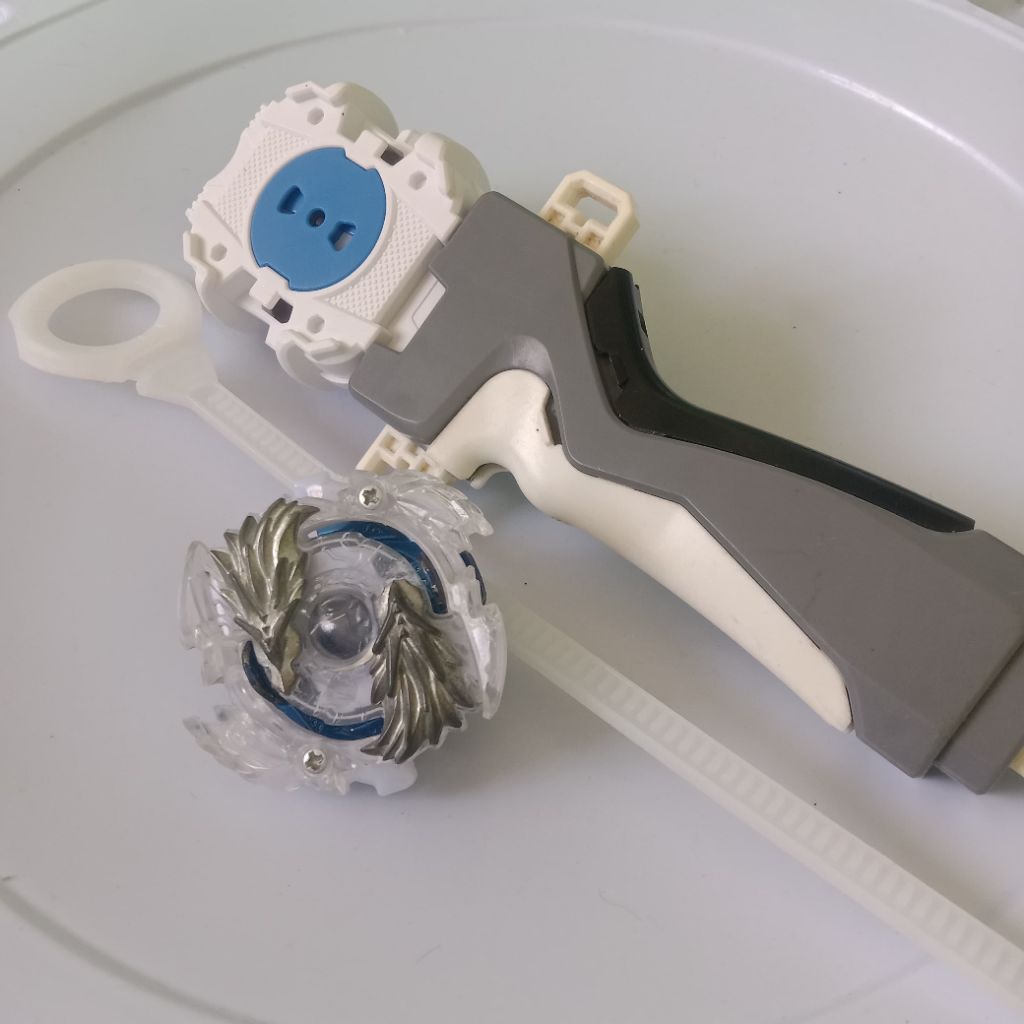 beyblade gangsing launcher