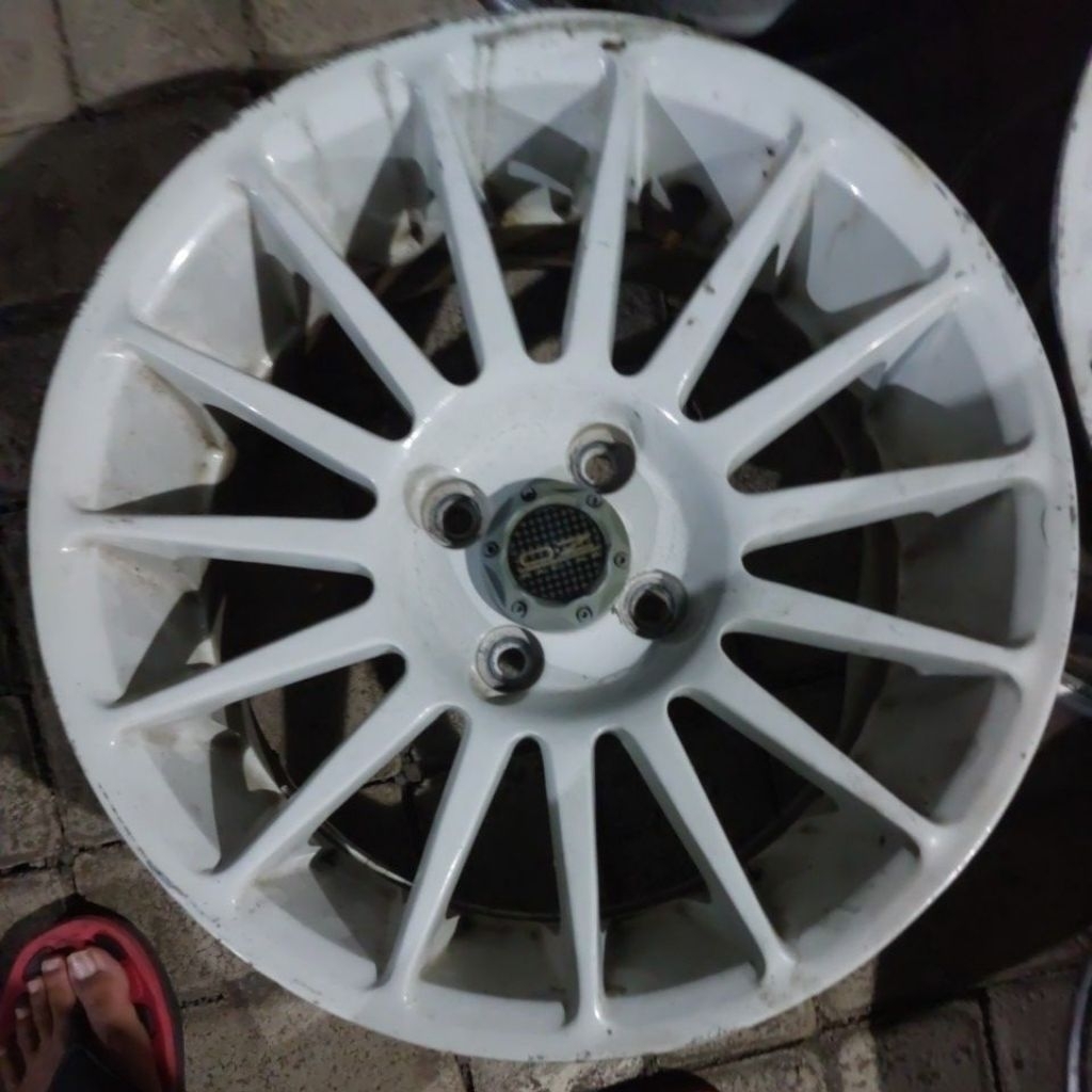 Velg Second Mobil Ring 16 PCD 4x100 Bekas Copotan (4 pcs)