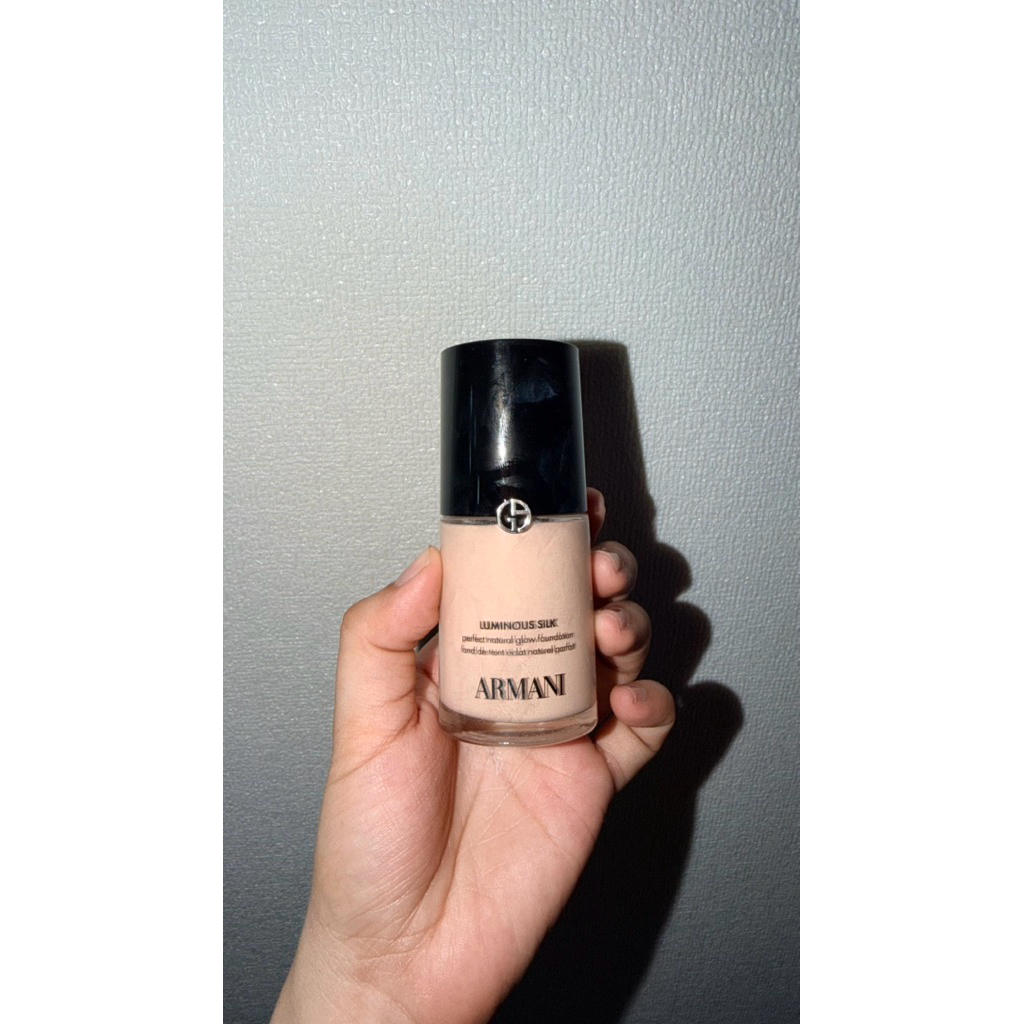 Giorgio Armani Luminous Silk Perfect Natural Glow Foundation