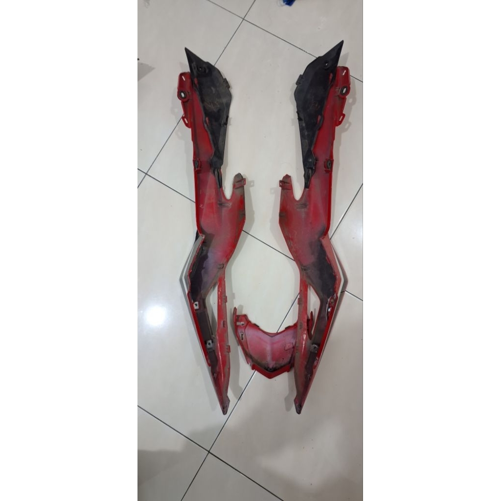 body belakang cbr 150
