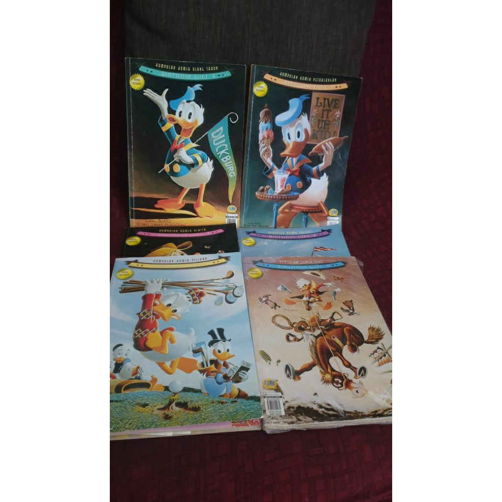 Kumpulan komik ulang tahun donal bebek edisi koleksi (birthday gift lenglap)