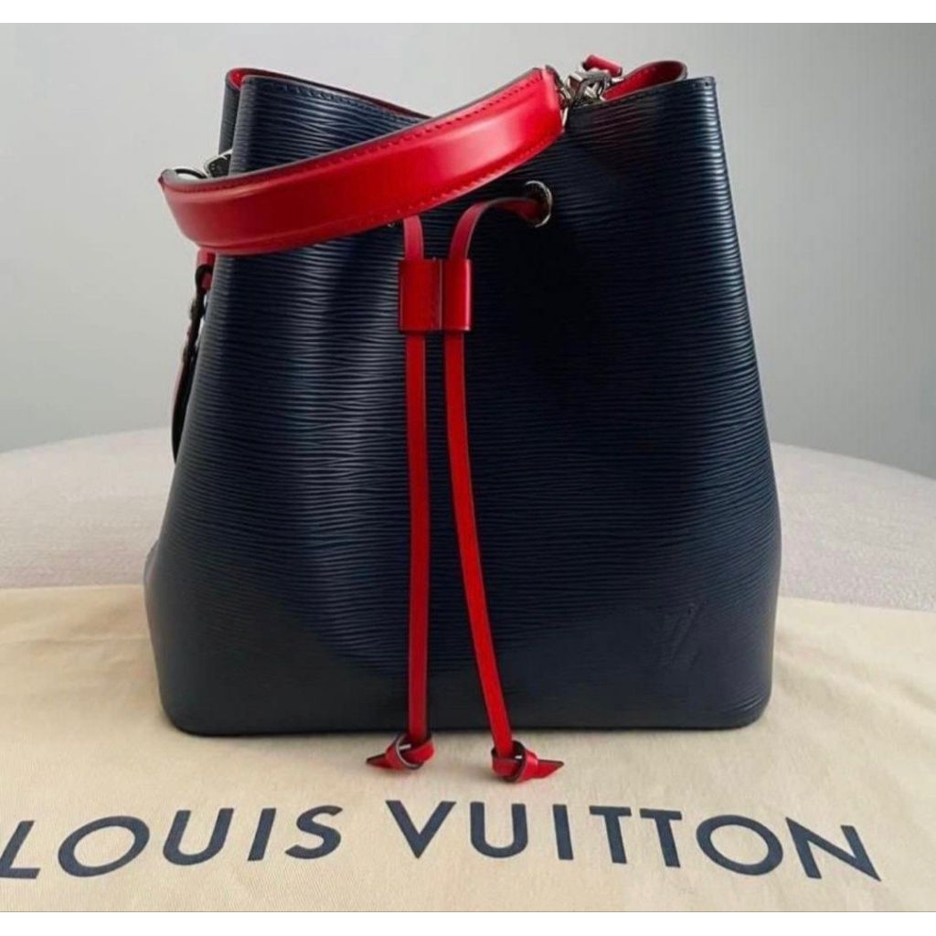 LV Neo Noe Epi Leather 2019 Preloved with Dustbag