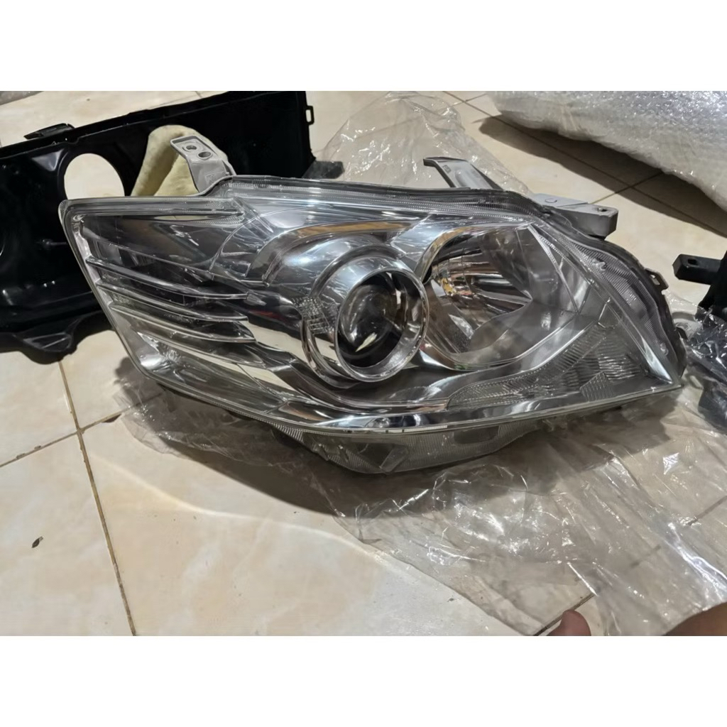 headlamp camry 2009-2011