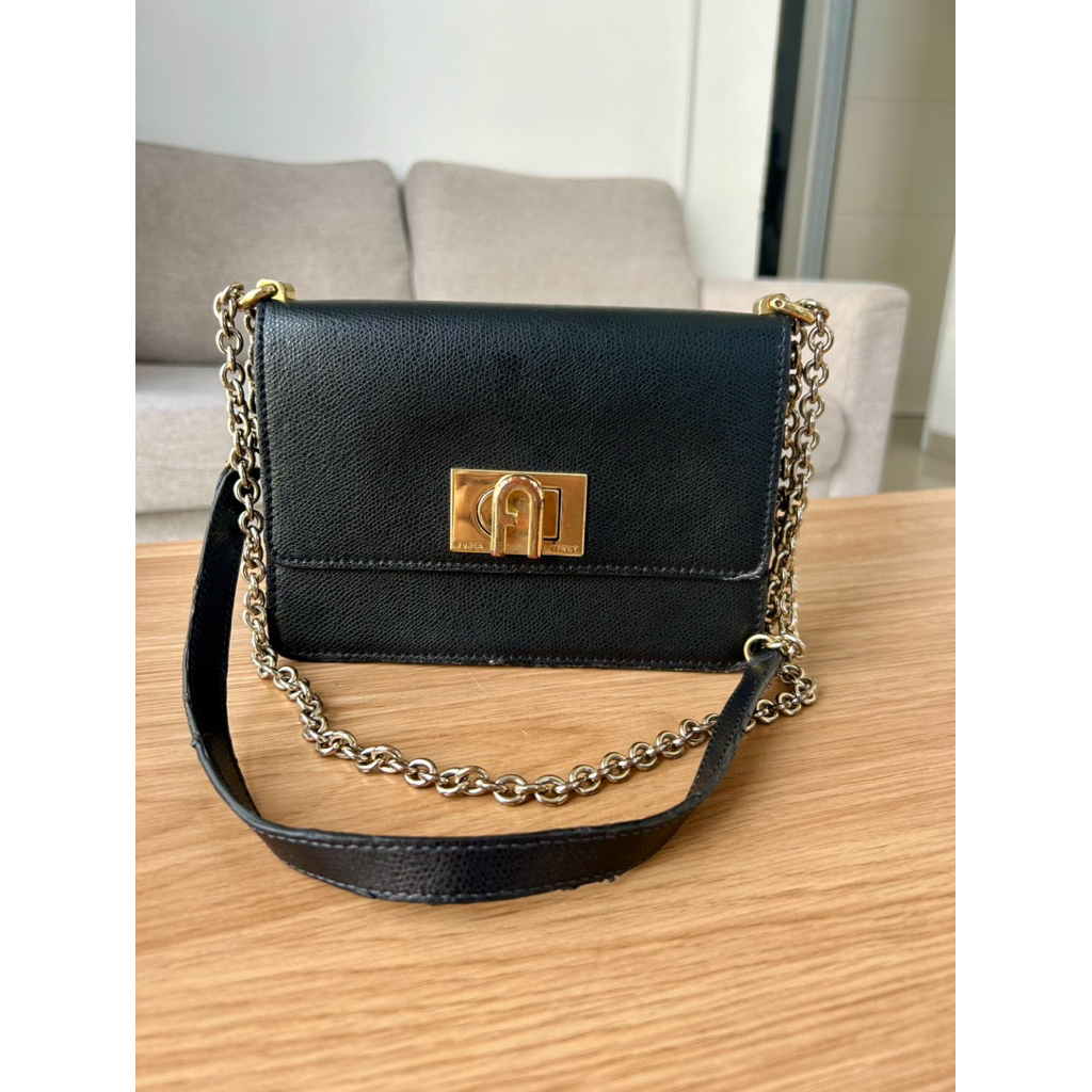 Furla sling bag /shoulder original kulit asli HARGA NETT