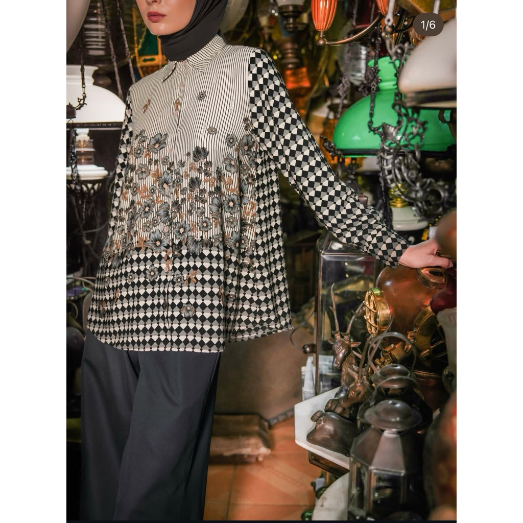 Zalina shirt heaven lights