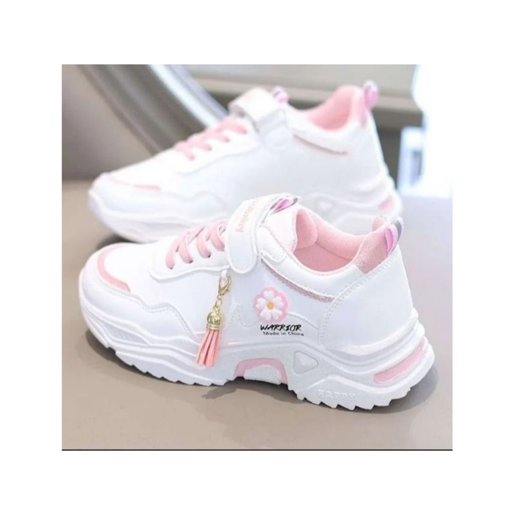 sepatu sneaker anak, TK, SD, imitasi sneaker warior