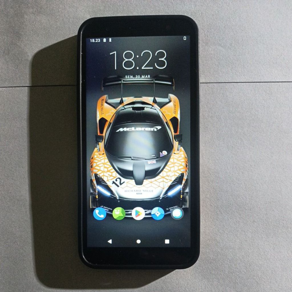 Hp absensi online Samsung J4+