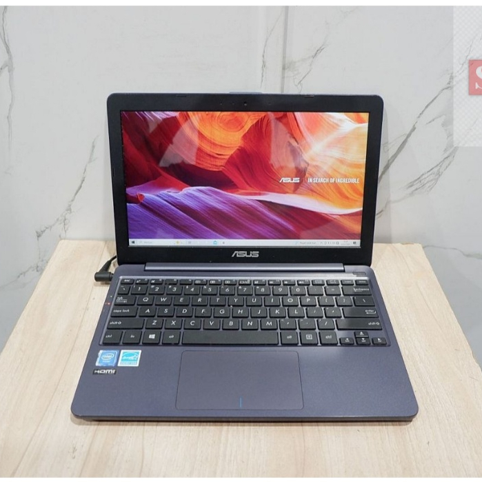 Asus VivoBook E203MAH Intel Celeron N4000 Ram 2Gb Ssd 128Gb