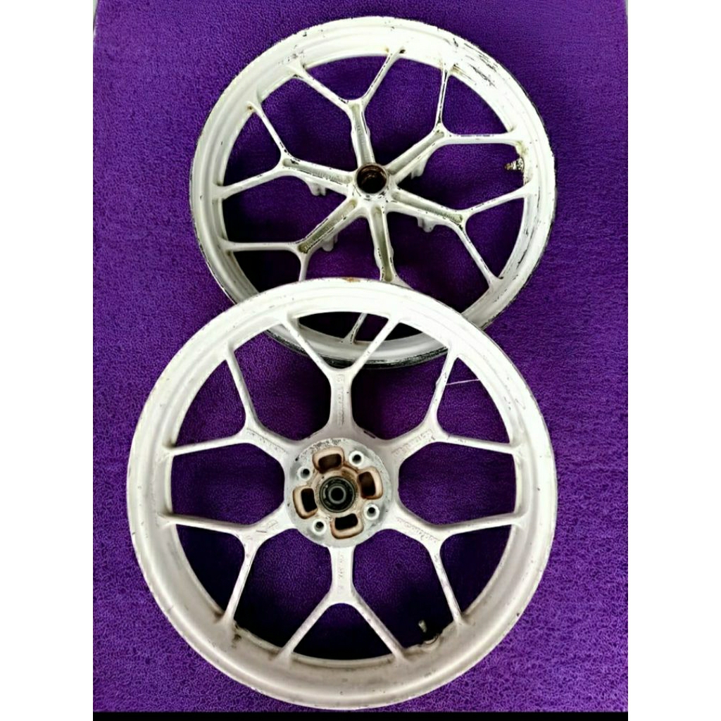 Velg/pelek Honda Sonic 150R D/B Original cabutan