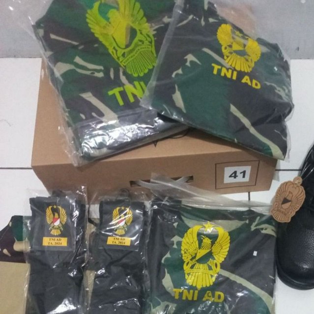 Satu Set Seragam PDL TNI AD