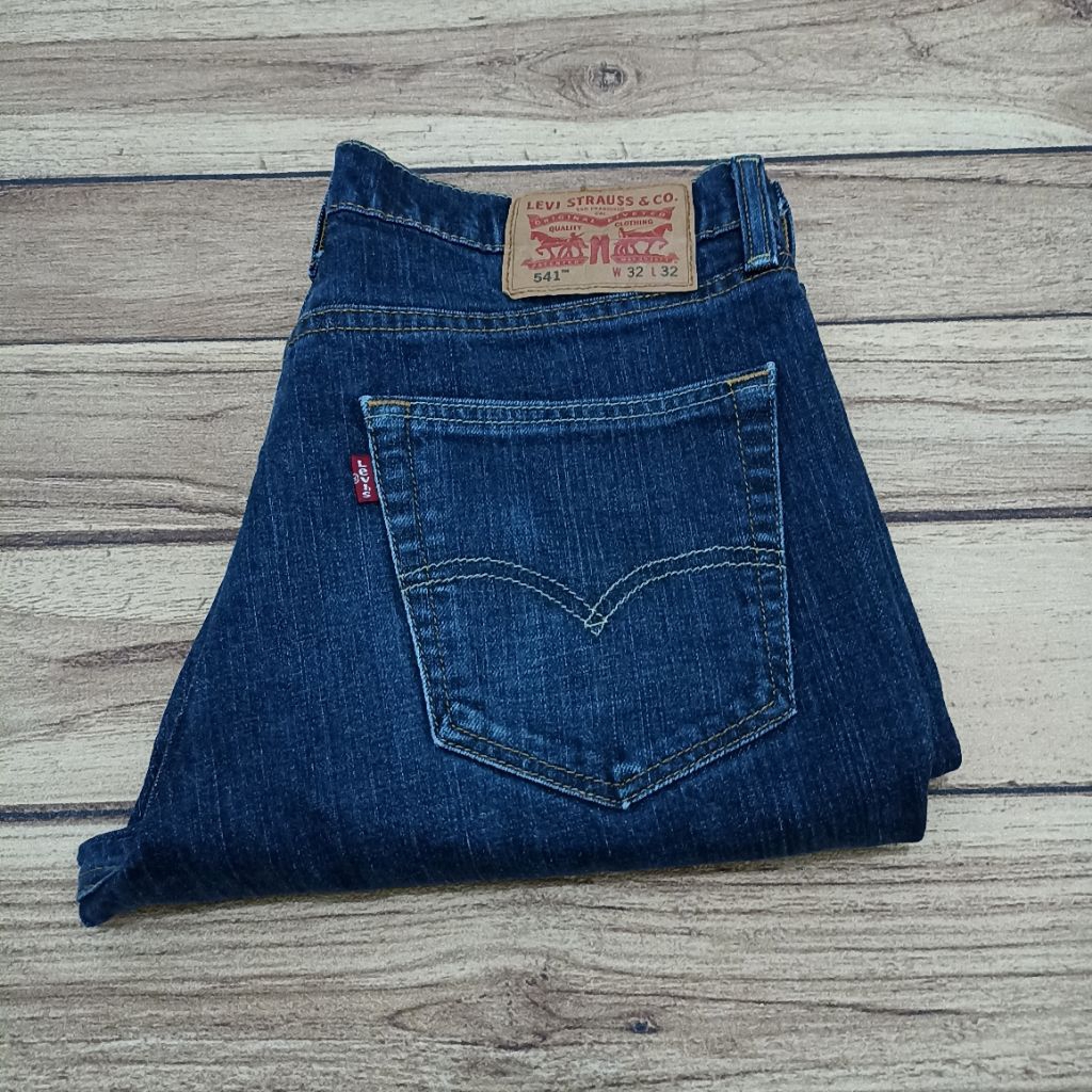 CELANA JEANS LEVI'S 541