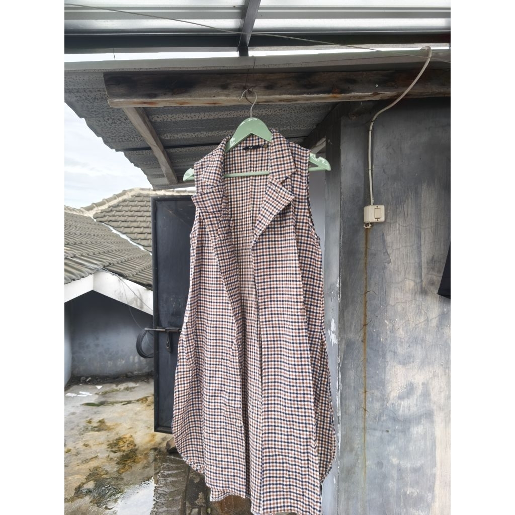 outer kotak kotak panjang