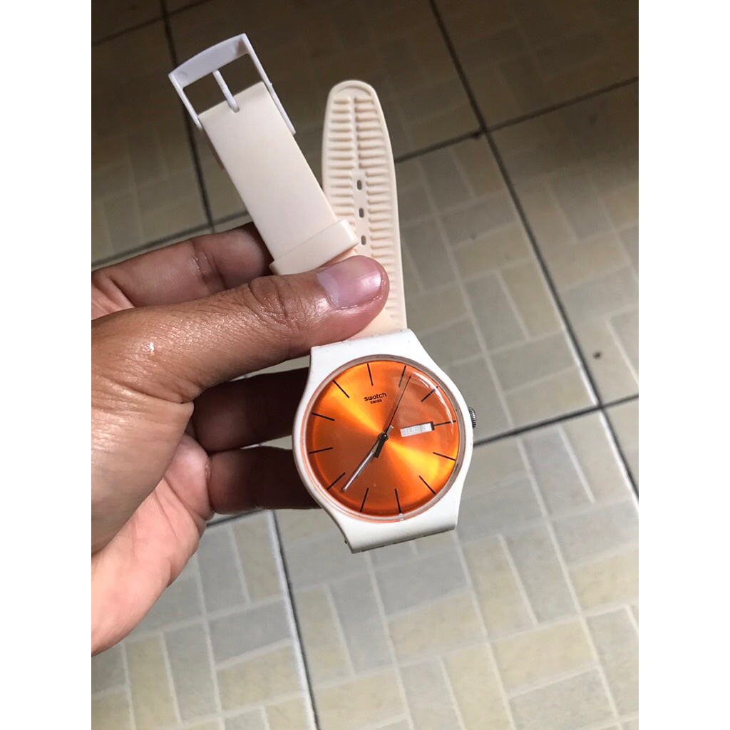 Jam swatch new gent white dial orange Dm41 second ori tanpa box
