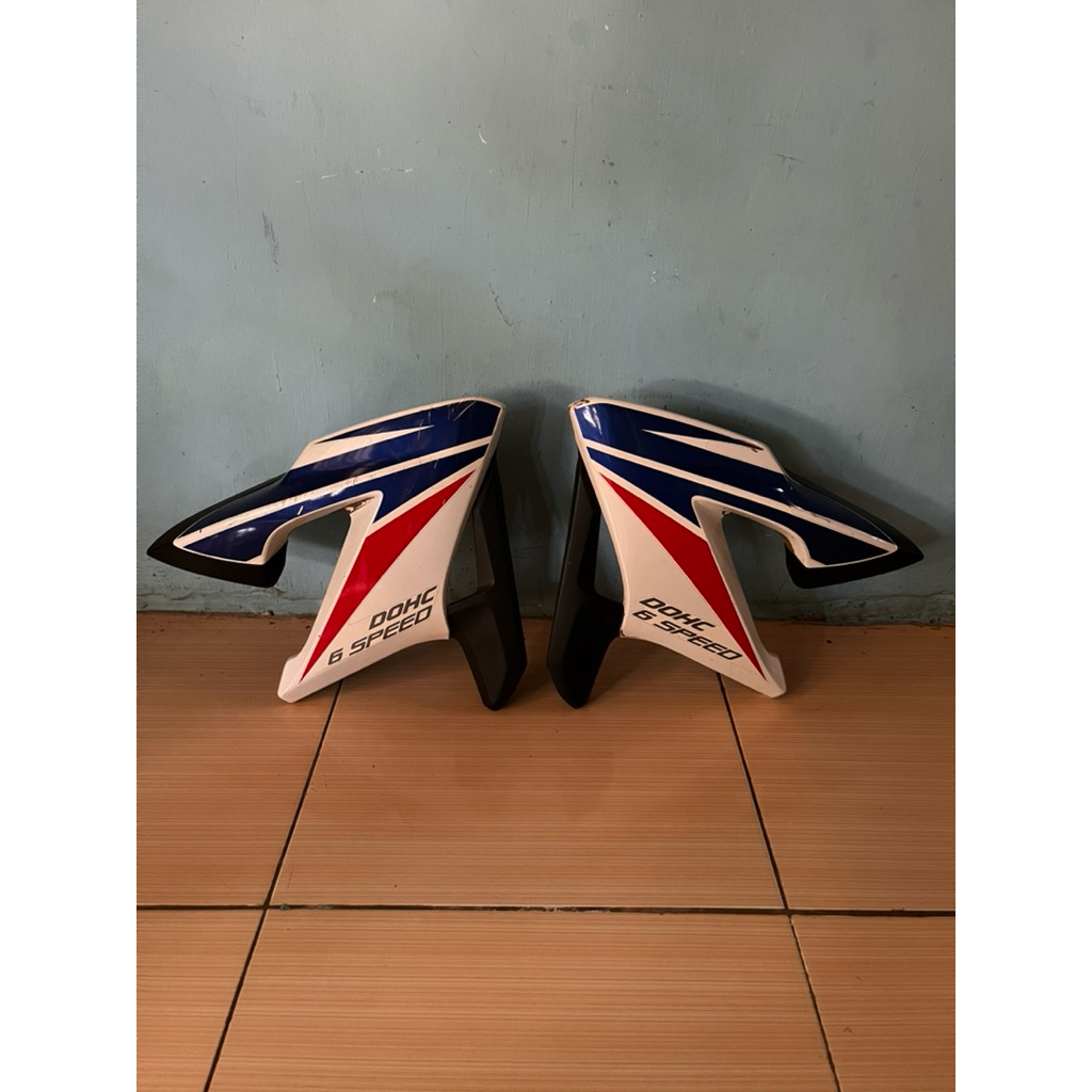 sayap tangki cb150r old