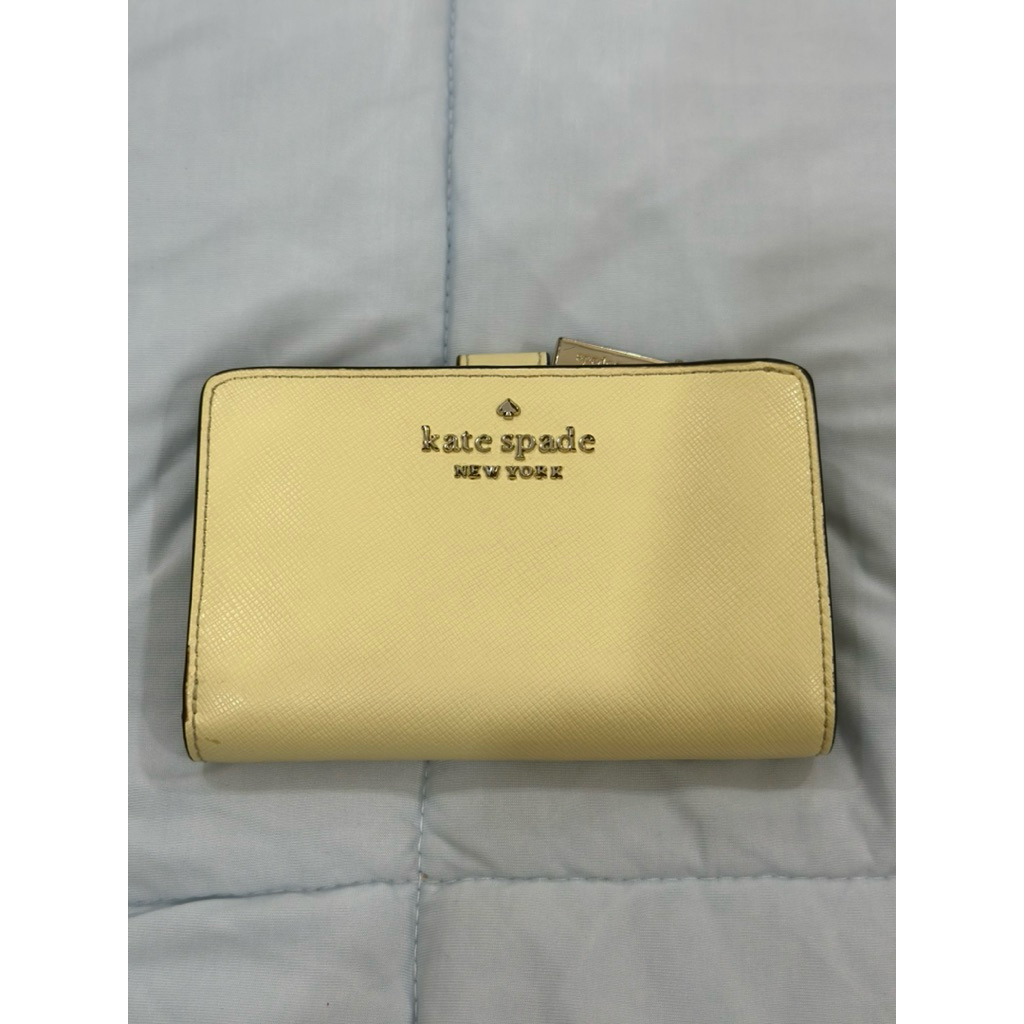 Kate spade medium wallet preloved