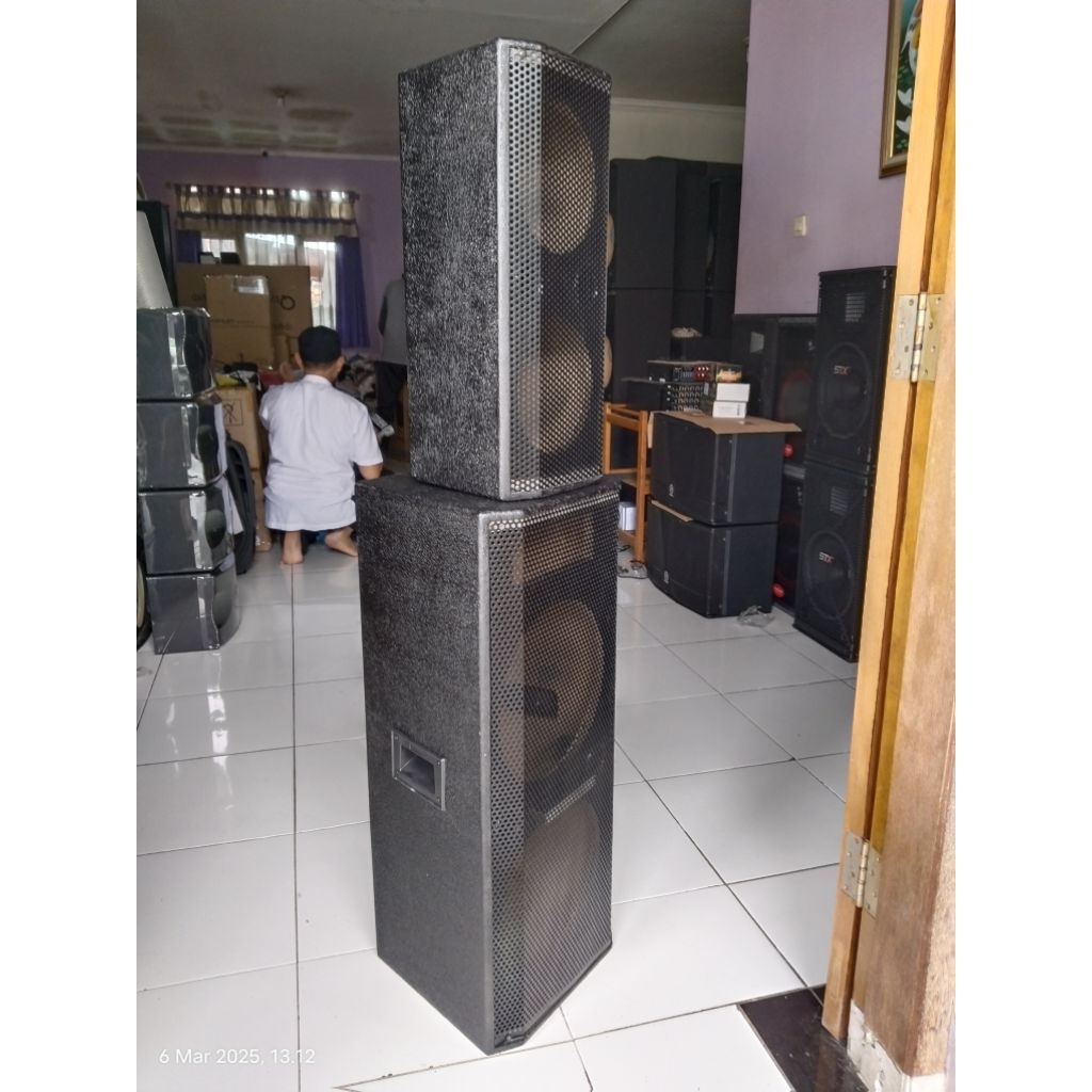 (Pre order) Box speaker 8 inch double + tweeter kotak