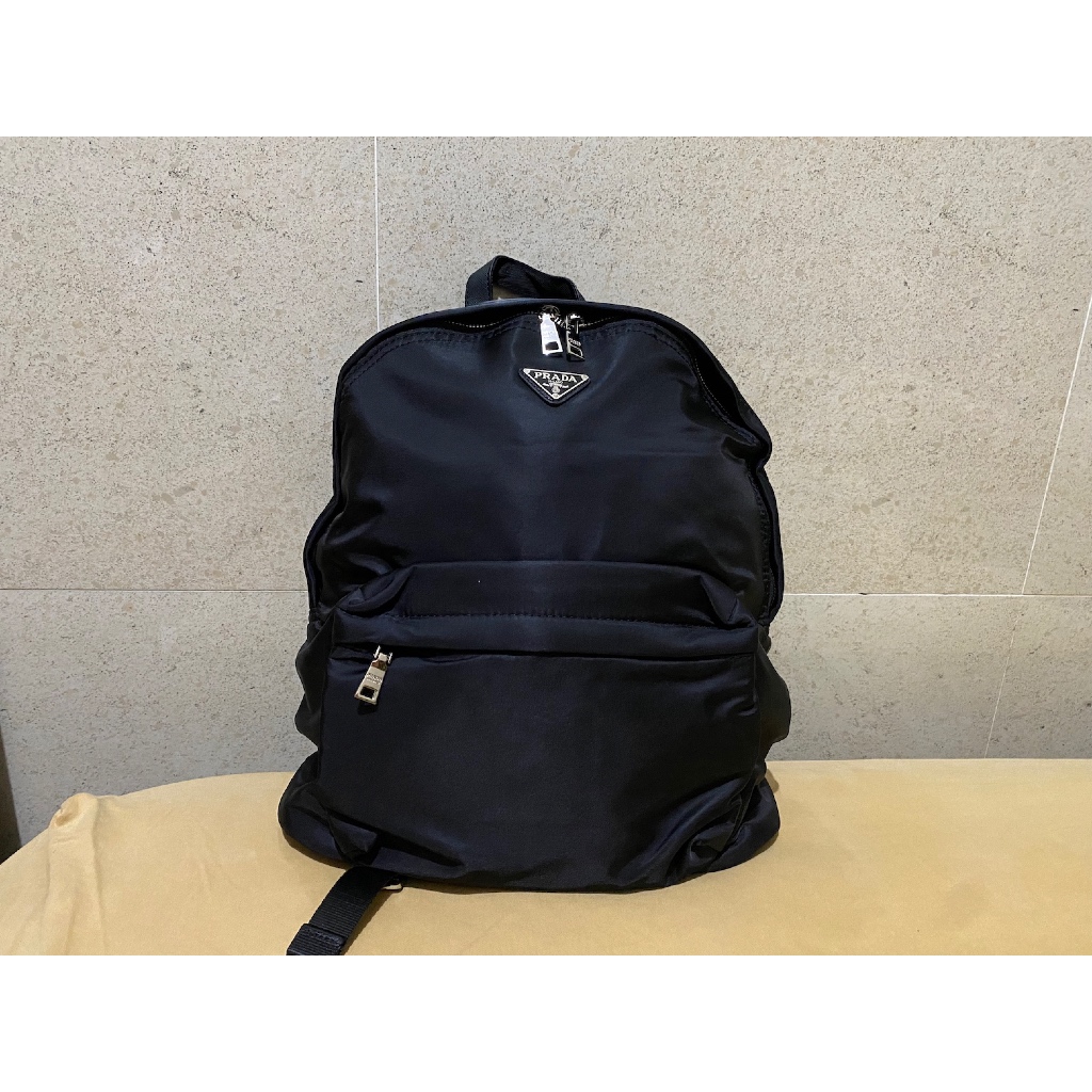 tas backpack ransel pria wanita brand Prada full nylon hitam black ISTIMEWA